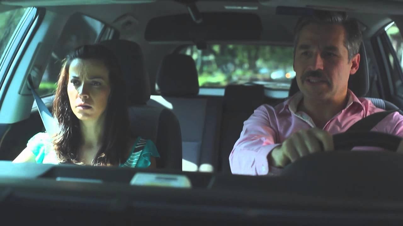 De mujer a mujer Trailer