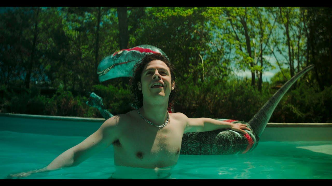 Pining Trailer
