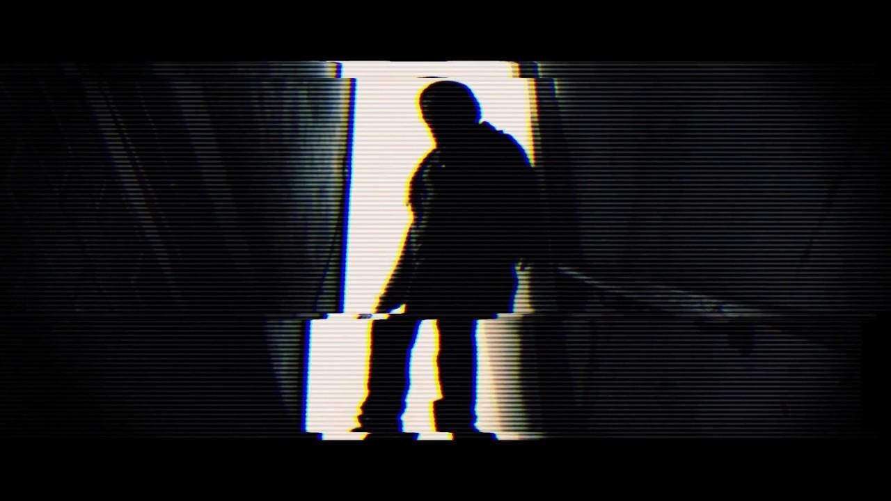 Smile for us Trailer