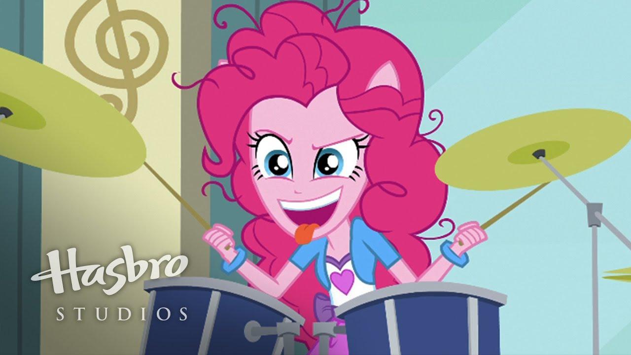 Pinkie on the One Trailer