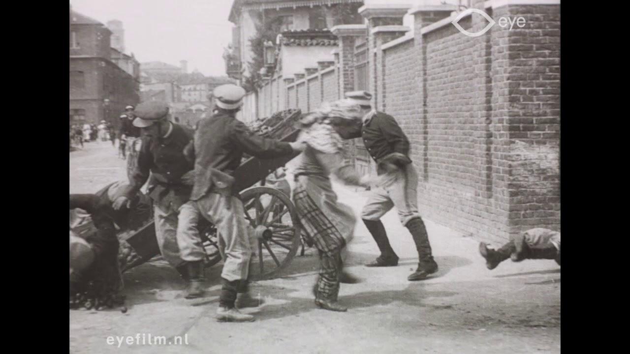 L'auto di Robinet Trailer