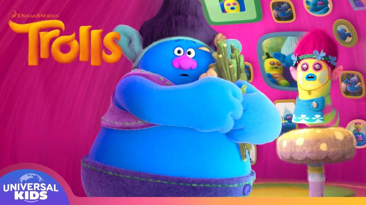Trolls: Dress Up Trailer