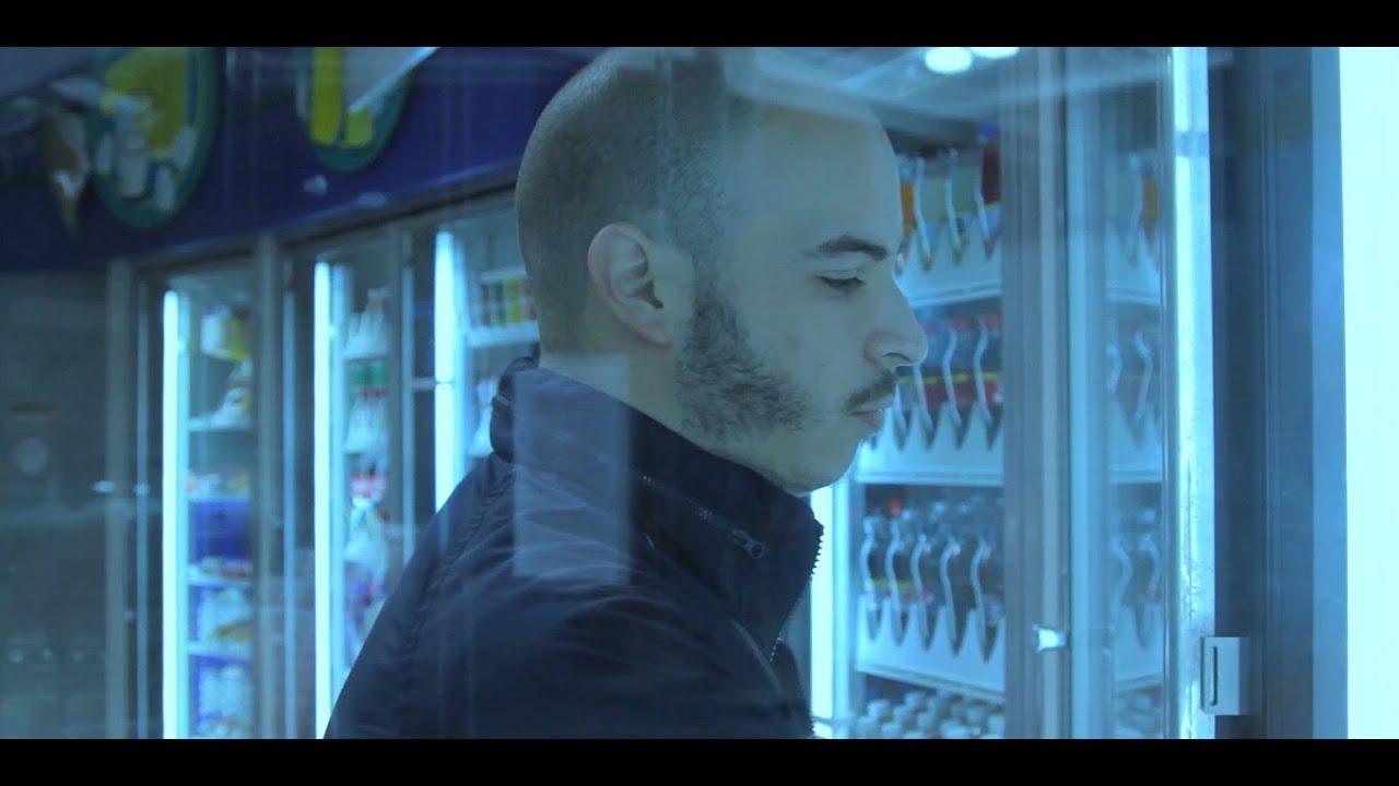 Sin filo Trailer