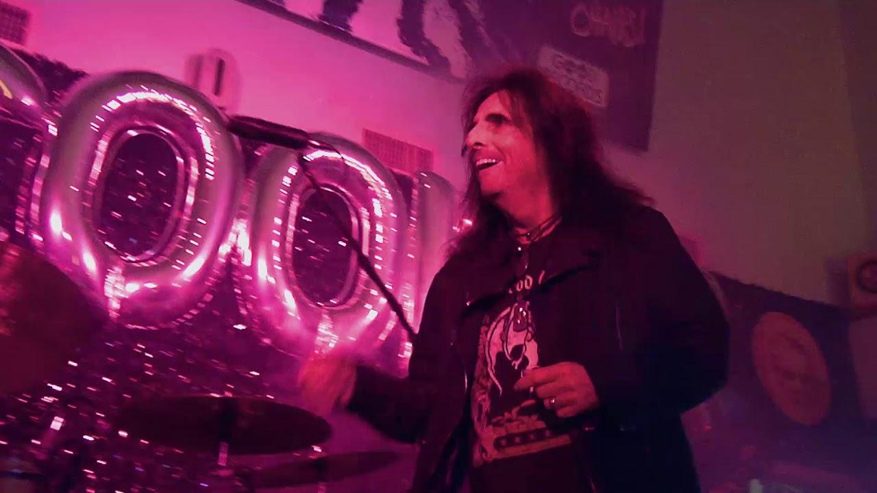 Alice Cooper: Live from the Astroturf Trailer