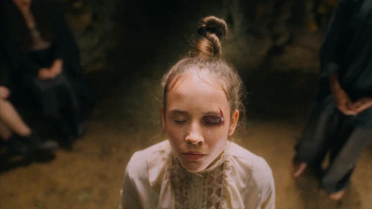 Red Screen Trailer