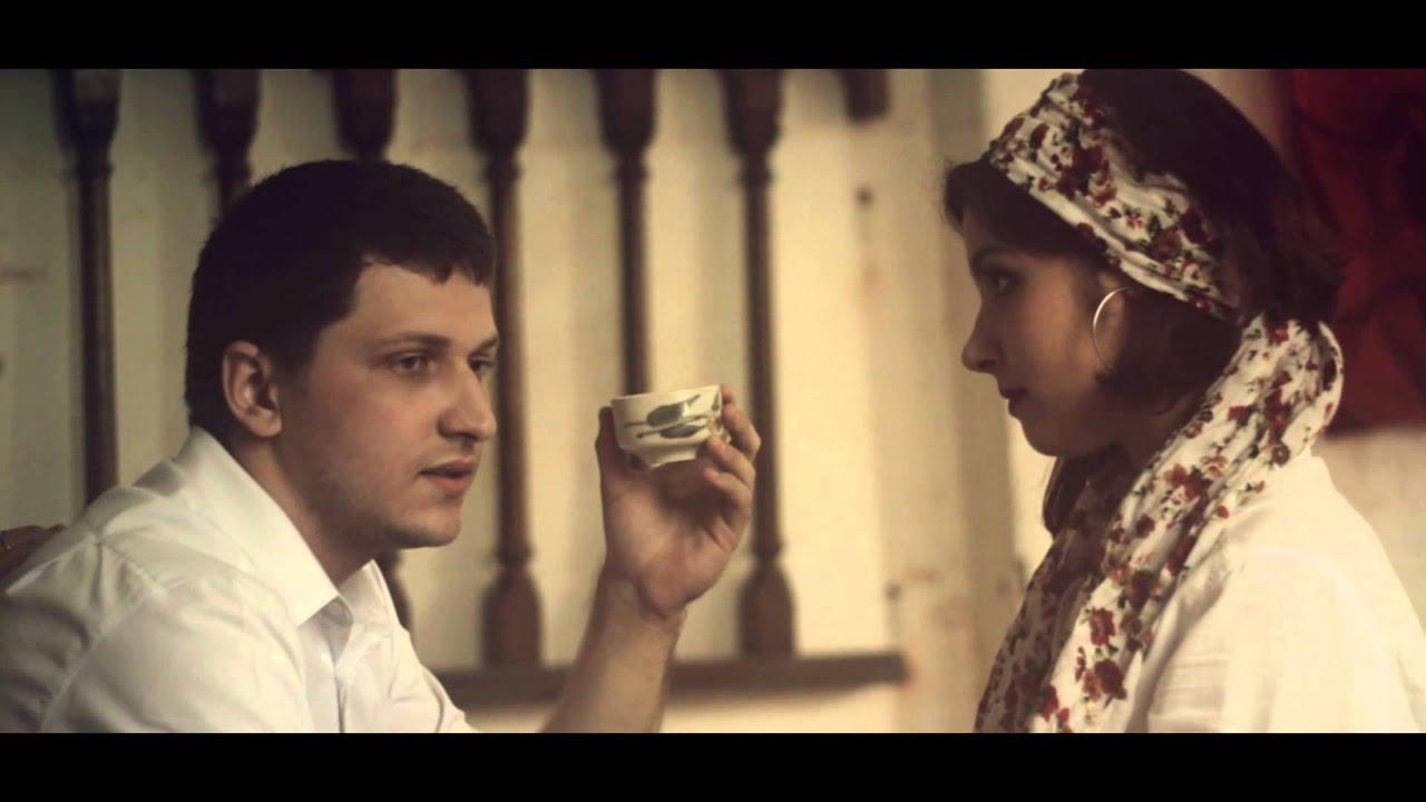 With the Gypsy Girls Trailer