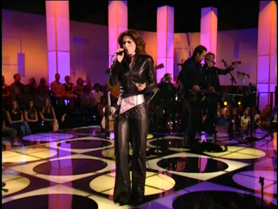 Shania Twain Up! Close and Personal Trailer