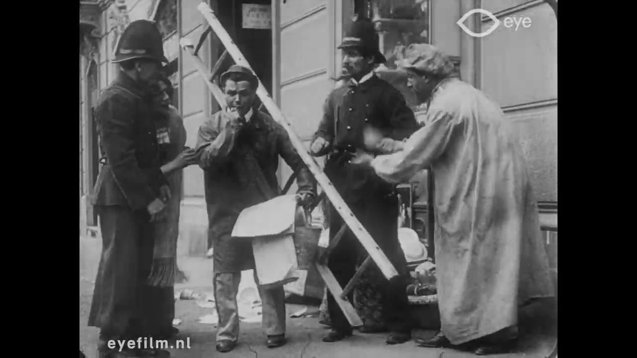 Cocciutelli affissatore Trailer