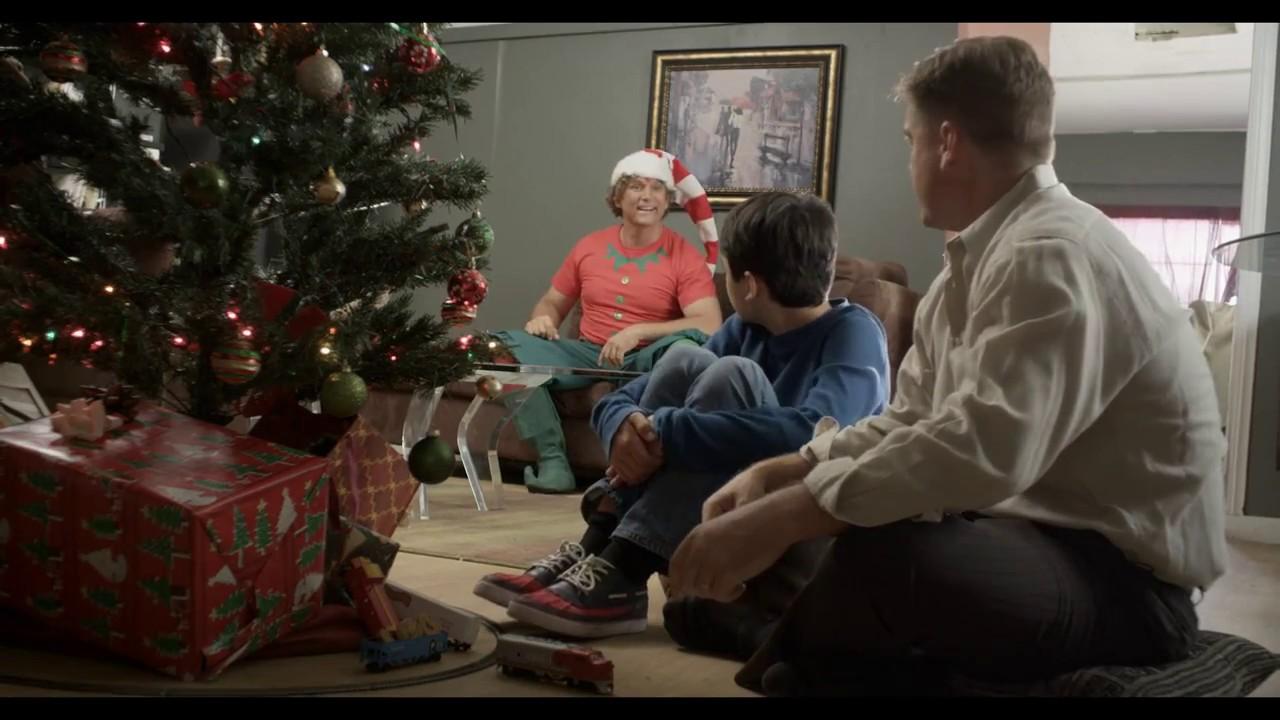 Christmas in Hollywood Trailer