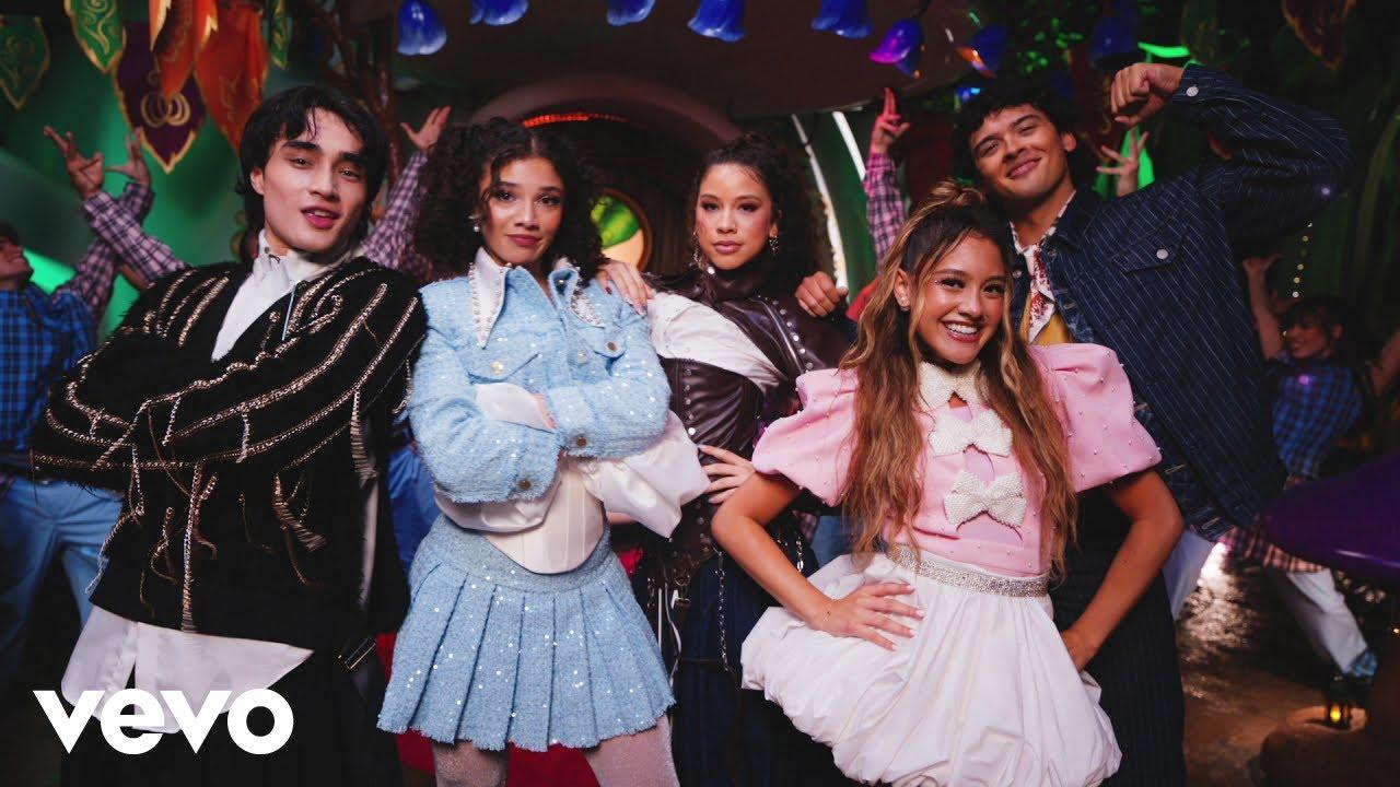 Descendants: Wicked Wonderland Trailer