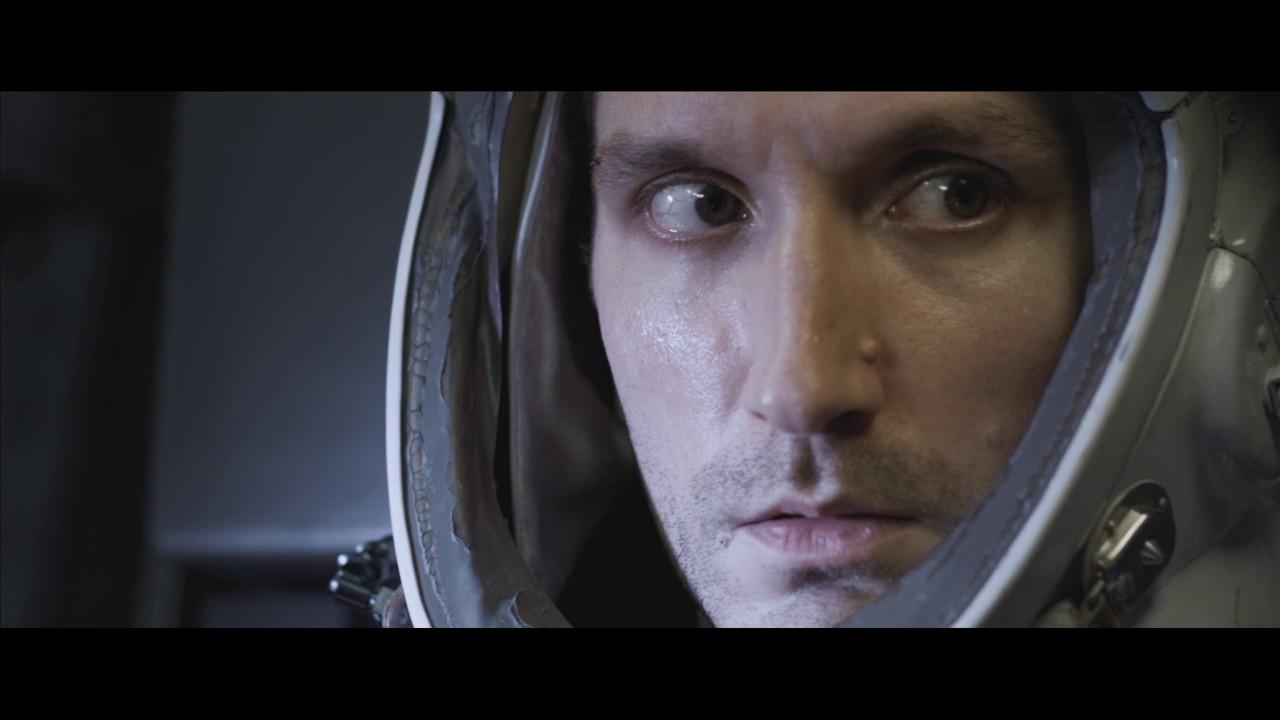 Capsule Trailer