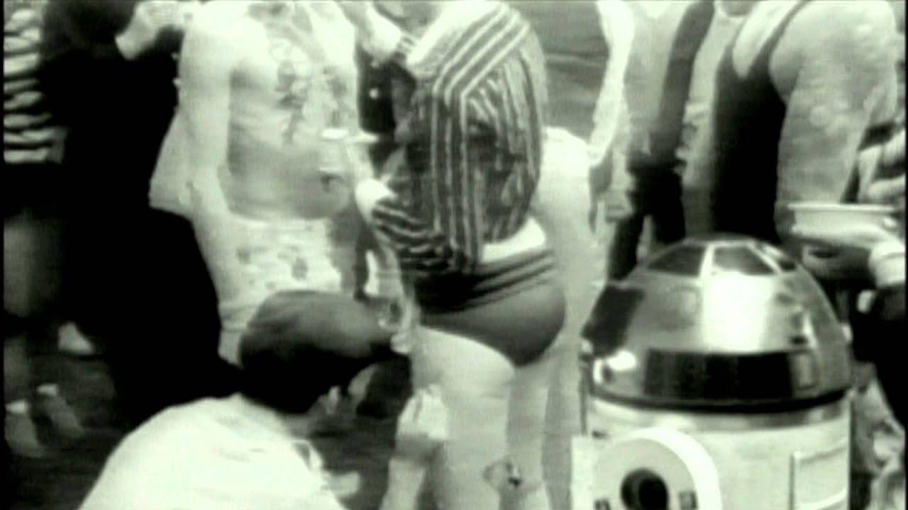R2-D2: Beneath the Dome Trailer