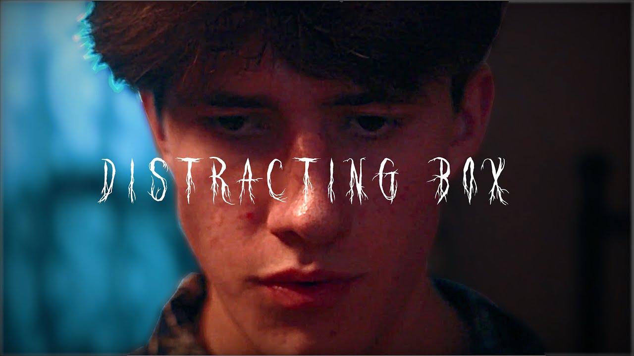 Distracting Box Trailer