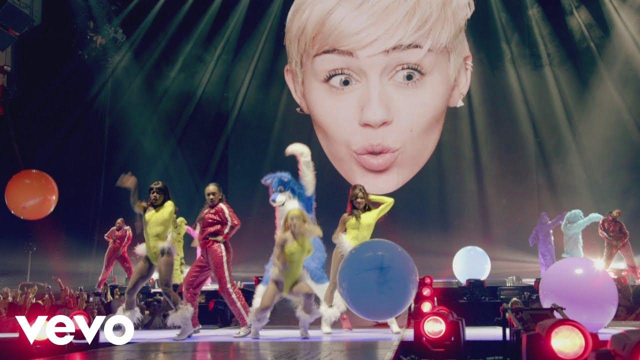 Miley Cyrus: Bangerz Tour Trailer