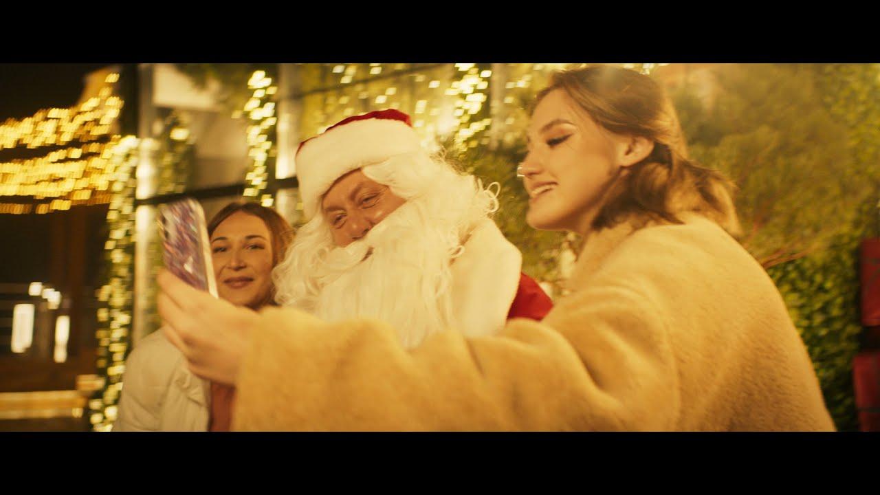 Real Santa Trailer