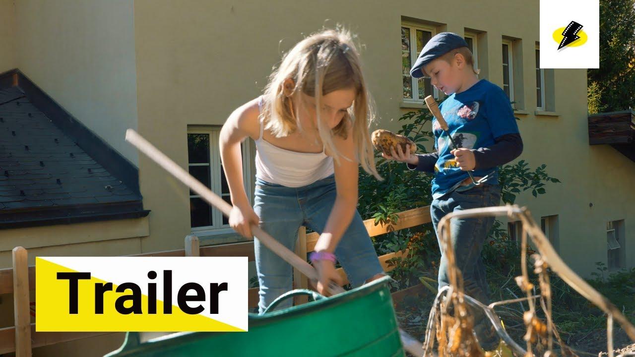 Bratsch - Ein Dorf macht Schule Trailer