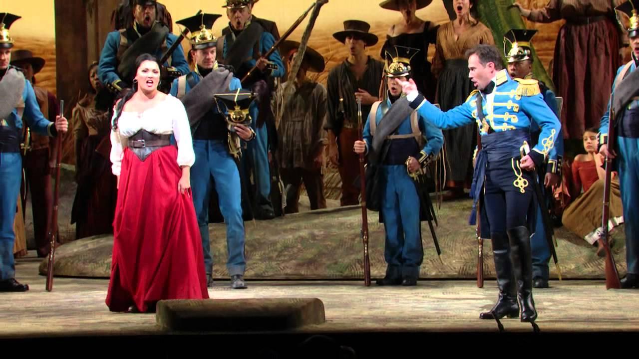Donizetti: L'elisir d'amore Trailer
