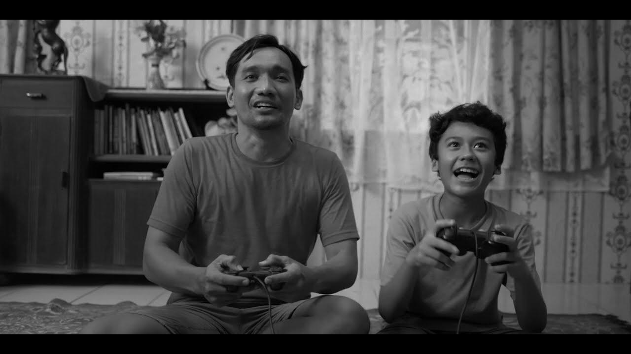 A Closure Trailer