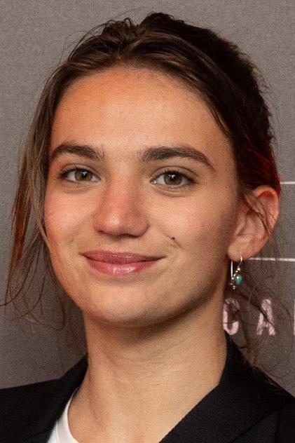 Billie Blain - Actor Profile Photo