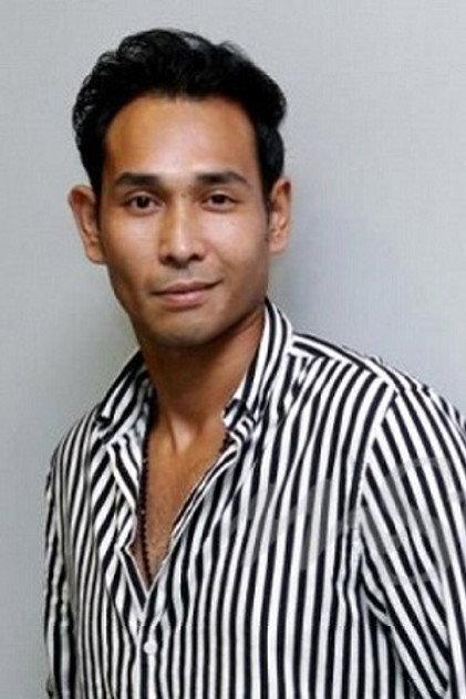 Riz Amin - Actor Profile Photo
