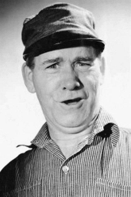 Tom Dugan - Actor Profile Photo
