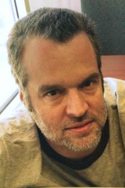 Darren Dalton - Actor Profile Photo