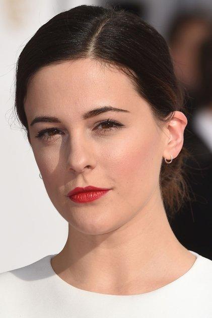 Phoebe Fox - Actor Profile Photo