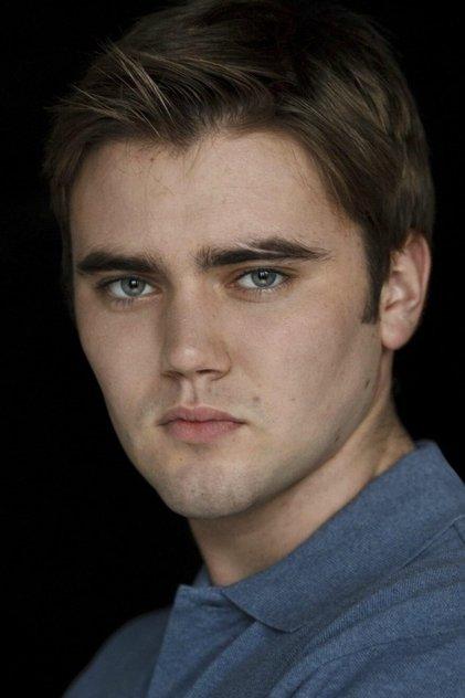 Cameron Bright - Actor Profile Photo