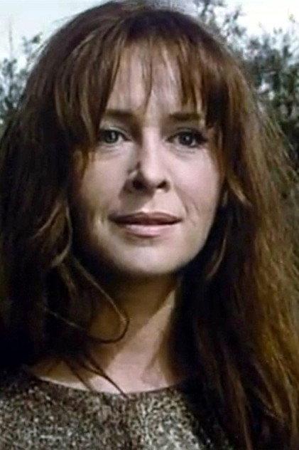 Hénia Suchar - Actor Profile Photo