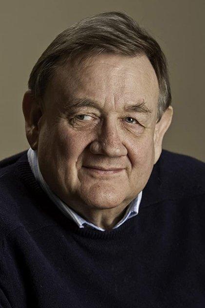 Paul Brooke - Actor Profile Photo