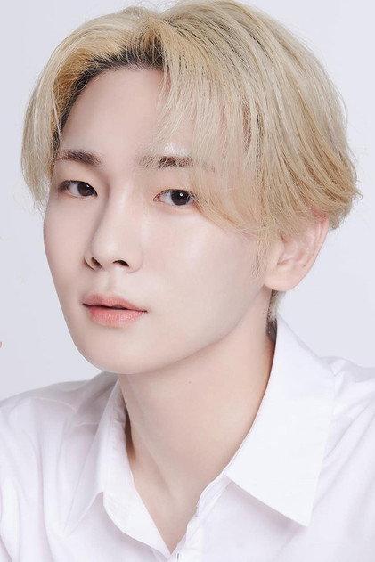 Key - Actor Profile Photo