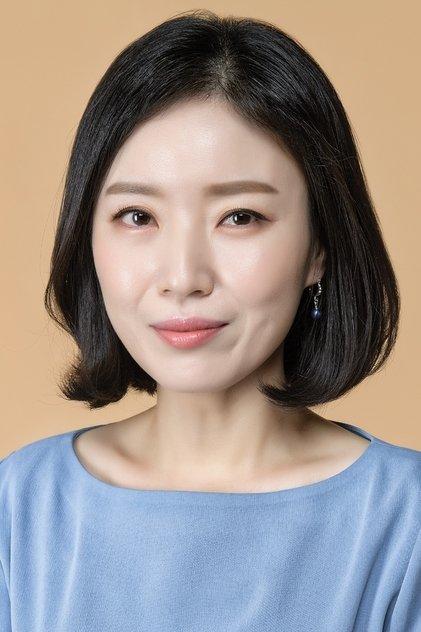 Park Seong-yeon - Actor Profile Photo