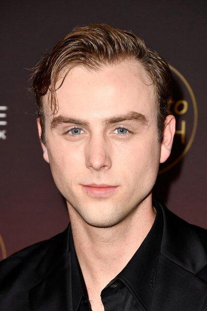 Sterling Beaumon - Actor Profile Photo