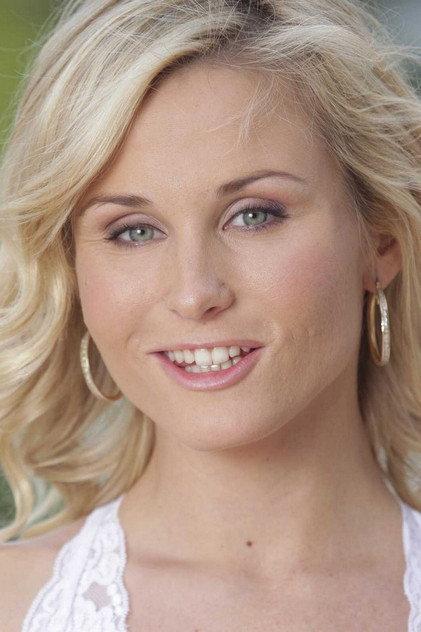 Laura Crystal - Actor Profile Photo