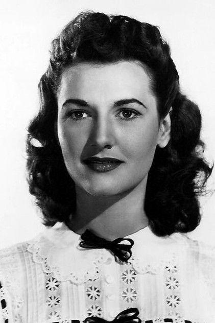 Peggy Stewart - Actor Profile Photo