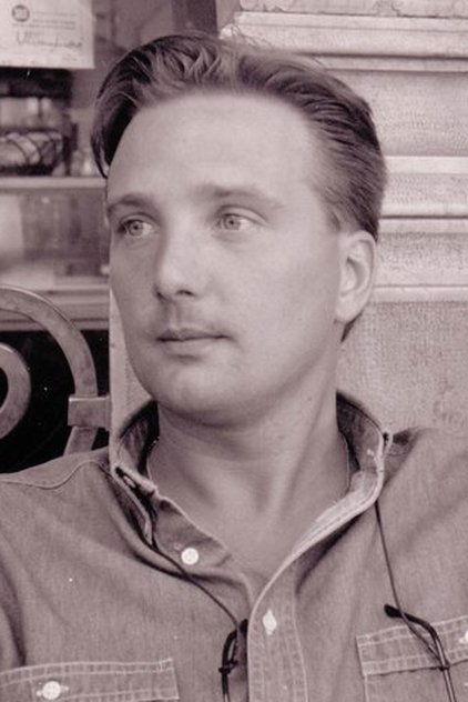 Derek Lyons - Actor Profile Photo