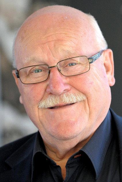 Hans Teuscher - Actor Profile Photo