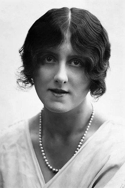 Dorothy Ward - Actor Profile Photo