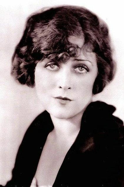 Katherine MacDonald - Actor Profile Photo