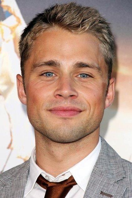 Max Lloyd-Jones - Actor Profile Photo