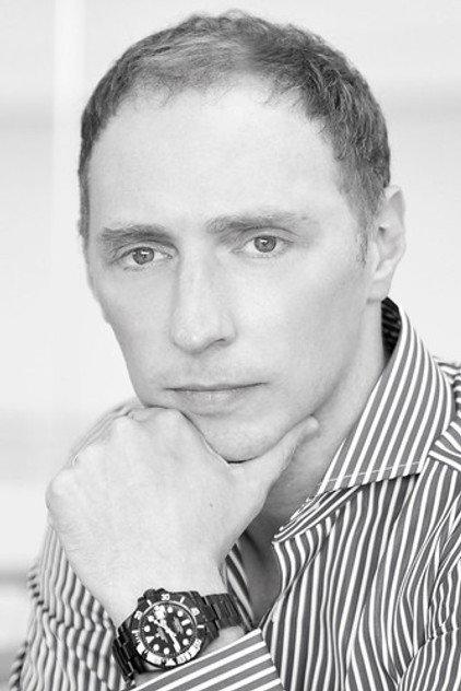 Bennet Gartside - Actor Profile Photo