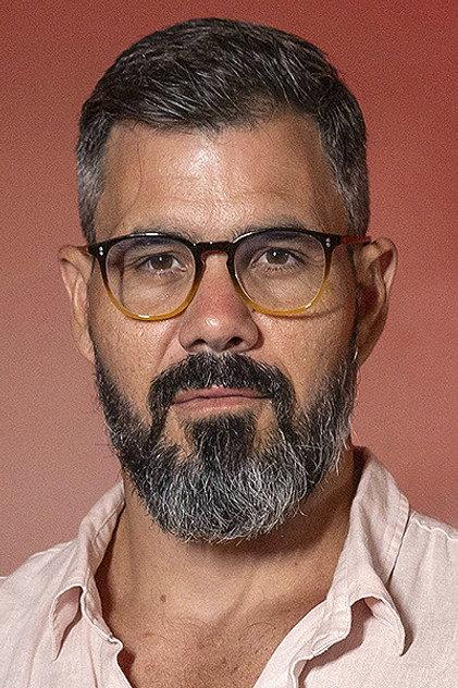 Juliano Cazarré - Actor Profile Photo