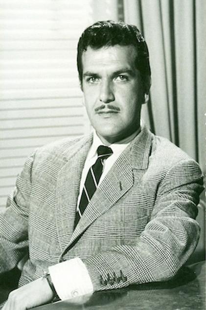 Raúl Meraz - Actor Profile Photo