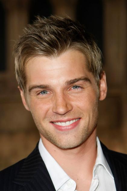 Mike Vogel - Actor Profile Photo