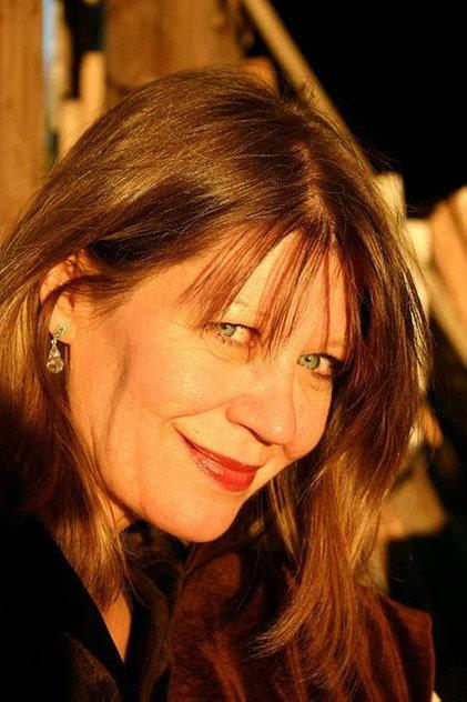 Annalee Jefferies - Actor Profile Photo
