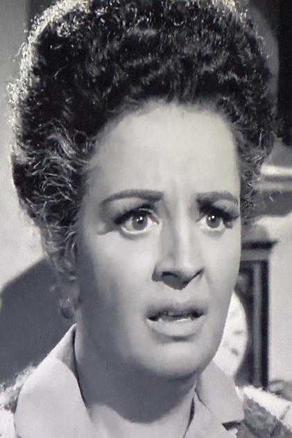Nora Veryán - Actor Profile Photo