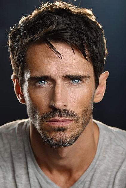 Brandon Beemer - Actor Profile Photo