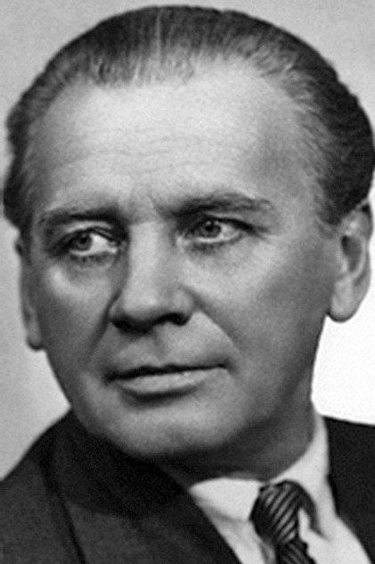 Nikolai Korn - Actor Profile Photo