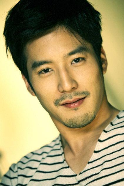 Jun Kim - Actor Profile Photo