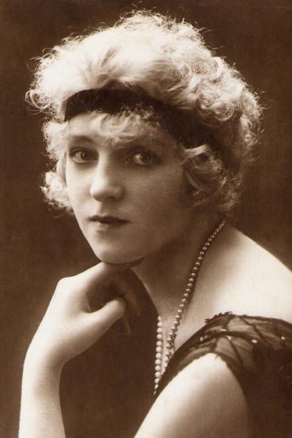 Sandra Milovanoff - Actor Profile Photo